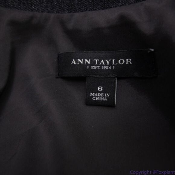 Ann Taylor wool blend blazer jacket, color grey, size 6 - Picture 10 of 16
